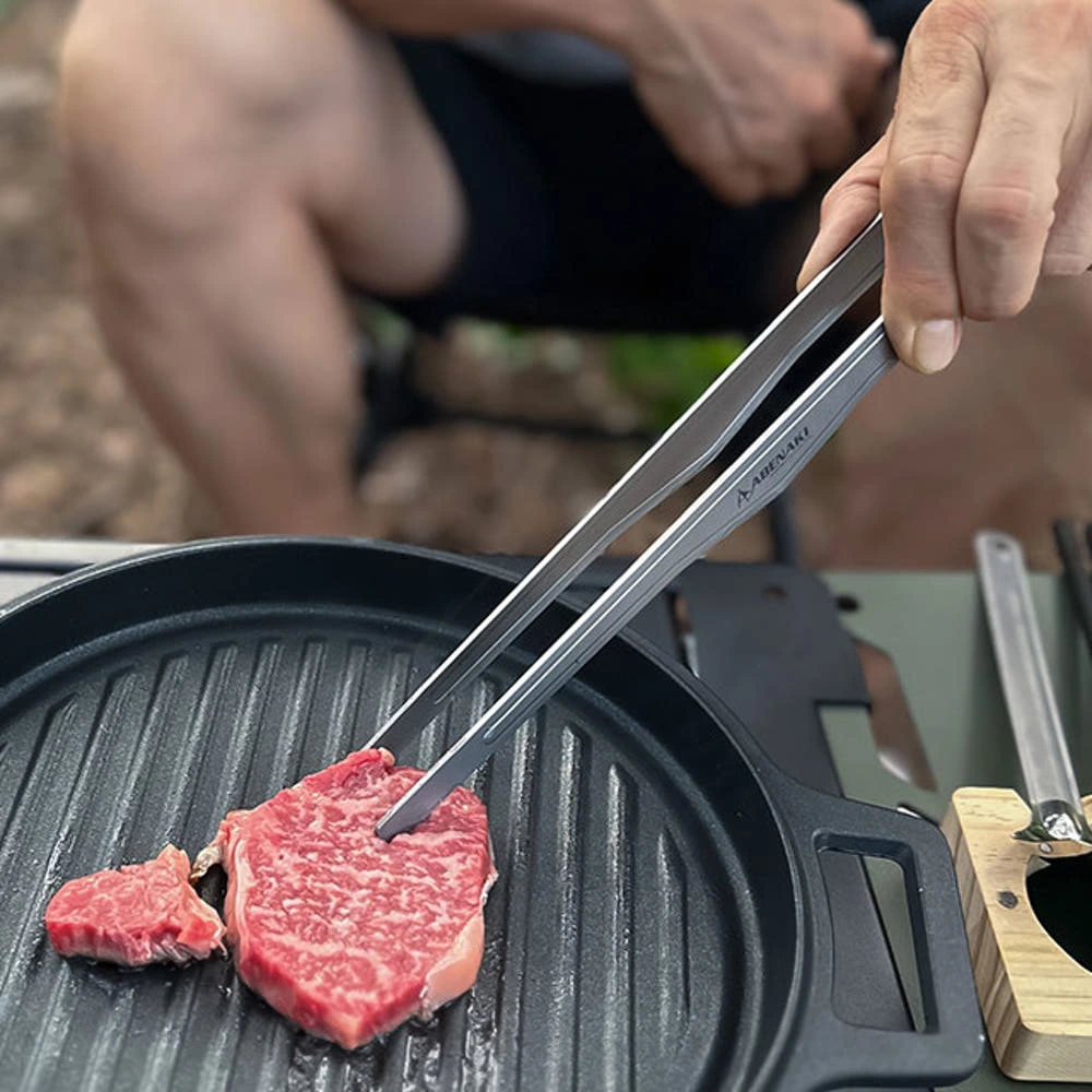캠핑의 완성은 장비발! 아베나키 티타늄 캠핑 집게 25cm 솔직 후기