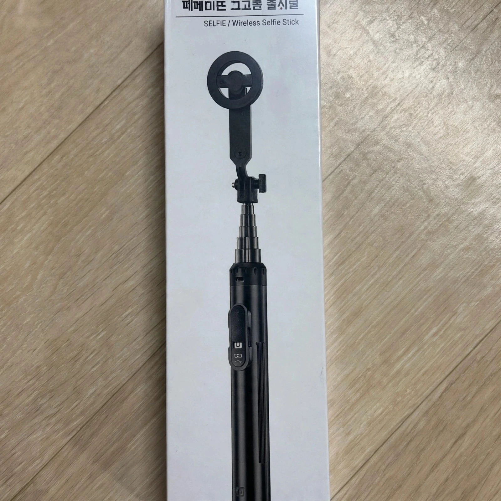 착 붙이면 끝! 250g 초경량에 155cm까지 늘어나는스틸덕 맥세이프 삼각대 셀카봉내돈내산급 사용기